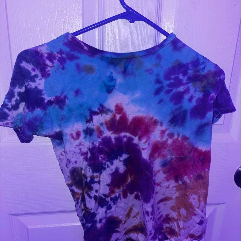 Vibrant Blue and Purple Short Sleeve Tie-Dye T-Shirt